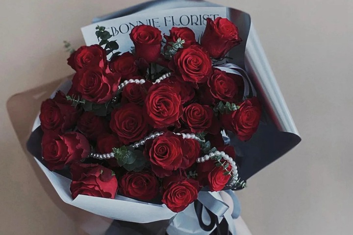 1766627286825751.jpg 30朵玫瑰花语